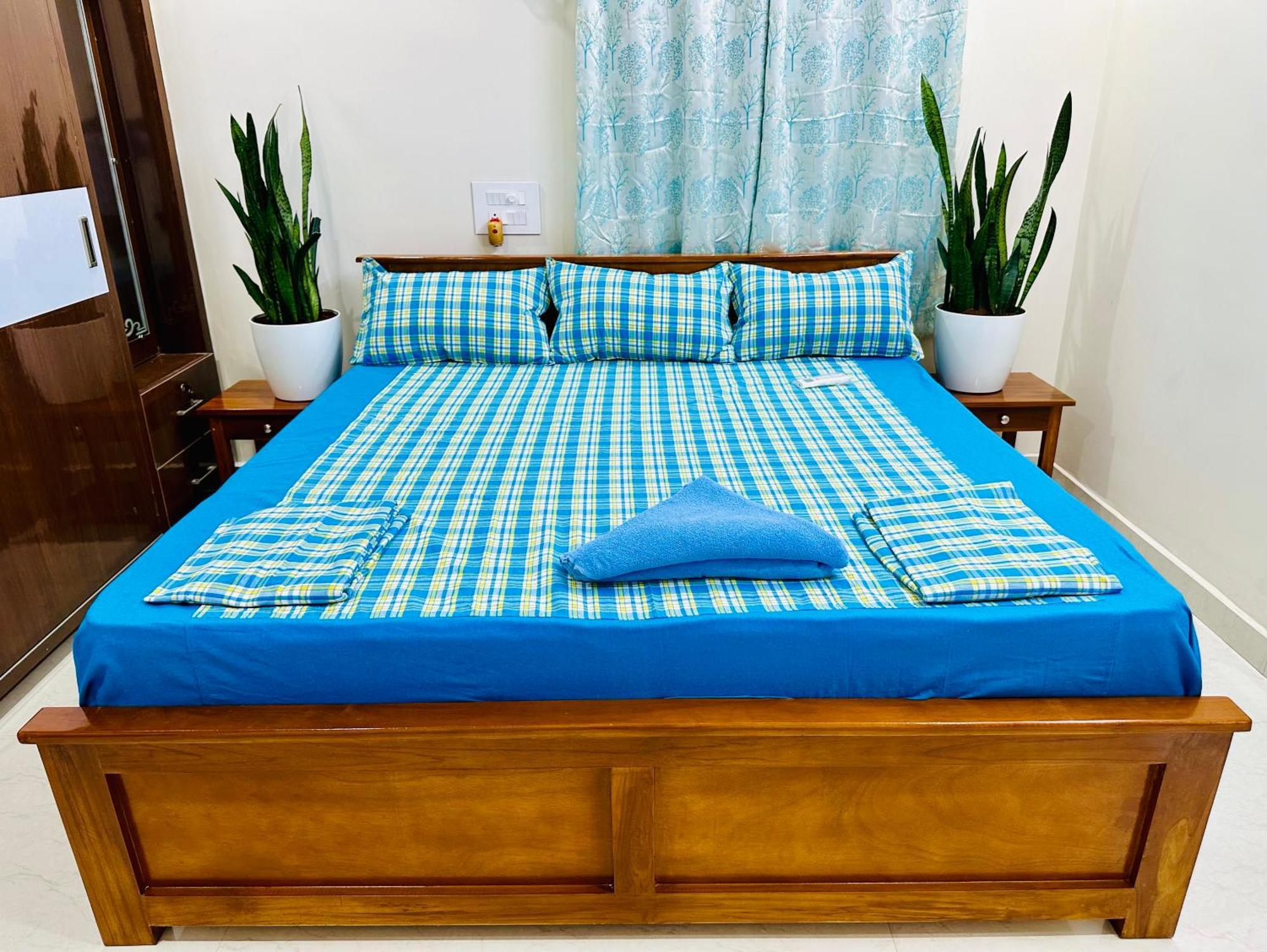Truelife - 3Bhk Family Suites - Ps4 Pure Veg Restaurant On The Way To Balaji Temple - 2500 Sft Large Signature Apartment - Modular Kitchen - Super Fast Wifi, Smart Tv, 250 Jio Channels - Parking - Easy Access To All Temples - Top Service With Lots Of טירופאטי מראה חיצוני תמונה