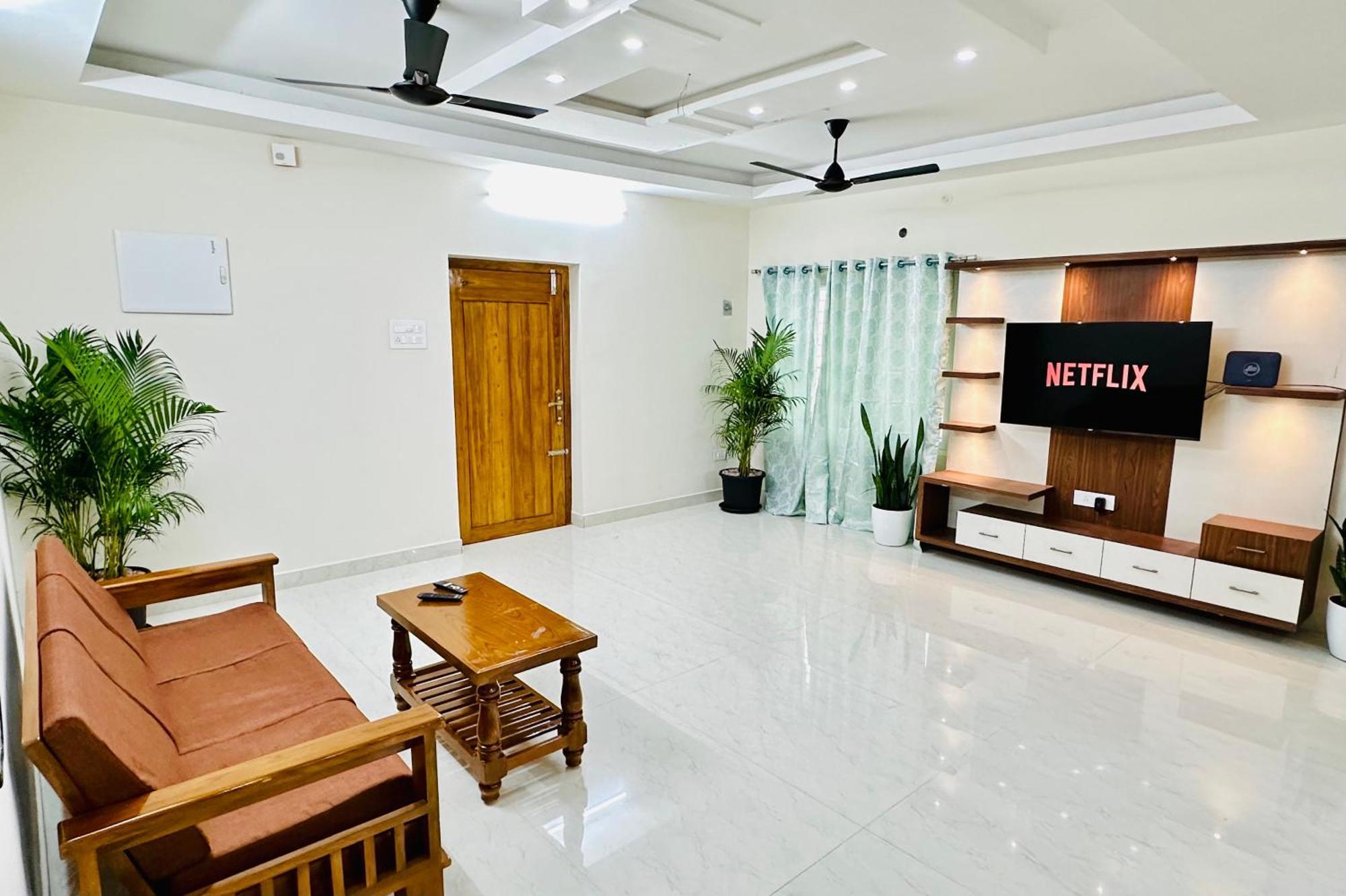 Truelife - 3Bhk Family Suites - Ps4 Pure Veg Restaurant On The Way To Balaji Temple - 2500 Sft Large Signature Apartment - Modular Kitchen - Super Fast Wifi, Smart Tv, 250 Jio Channels - Parking - Easy Access To All Temples - Top Service With Lots Of טירופאטי מראה חיצוני תמונה