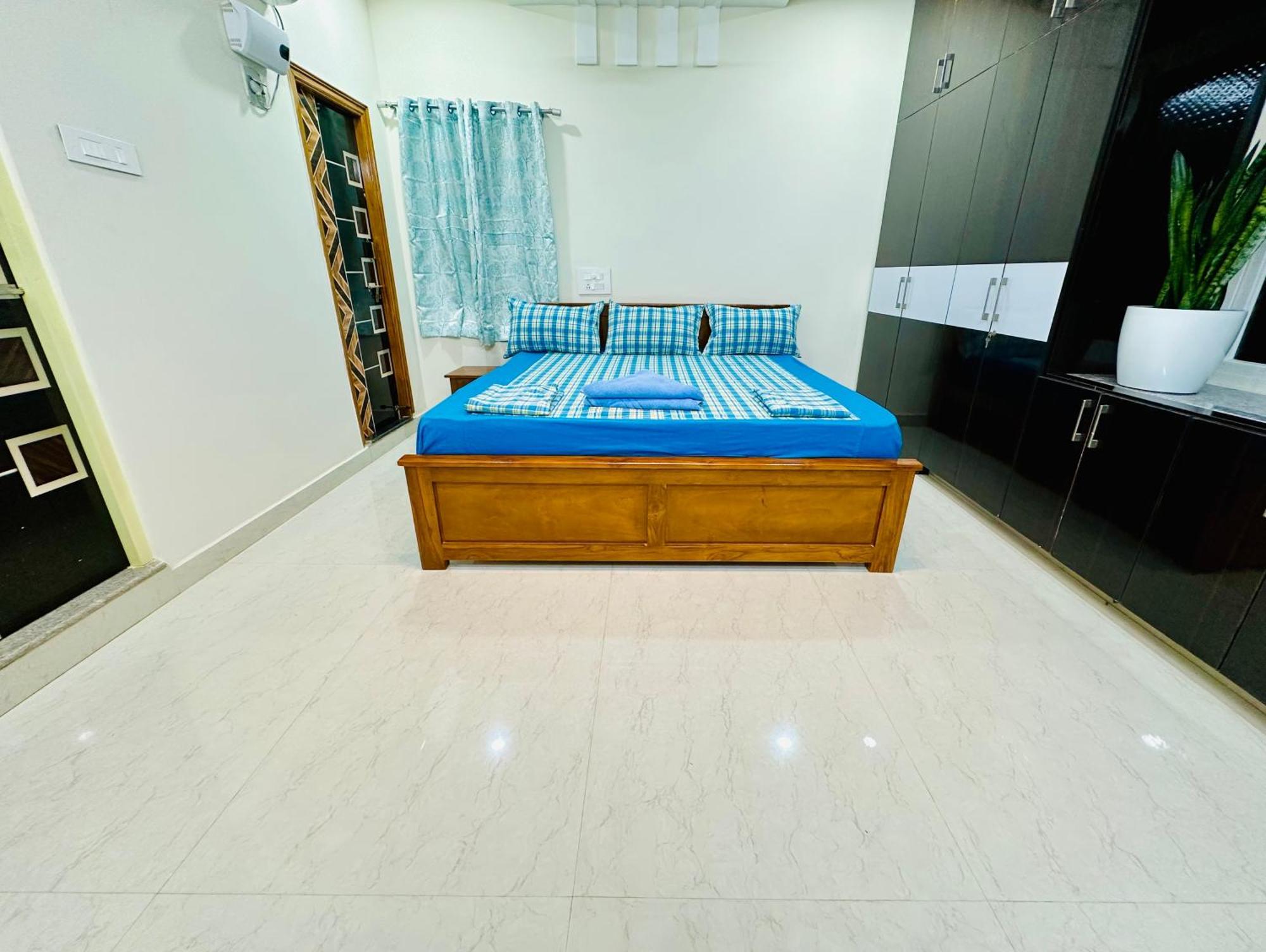 Truelife - 3Bhk Family Suites - Ps4 Pure Veg Restaurant On The Way To Balaji Temple - 2500 Sft Large Signature Apartment - Modular Kitchen - Super Fast Wifi, Smart Tv, 250 Jio Channels - Parking - Easy Access To All Temples - Top Service With Lots Of טירופאטי מראה חיצוני תמונה