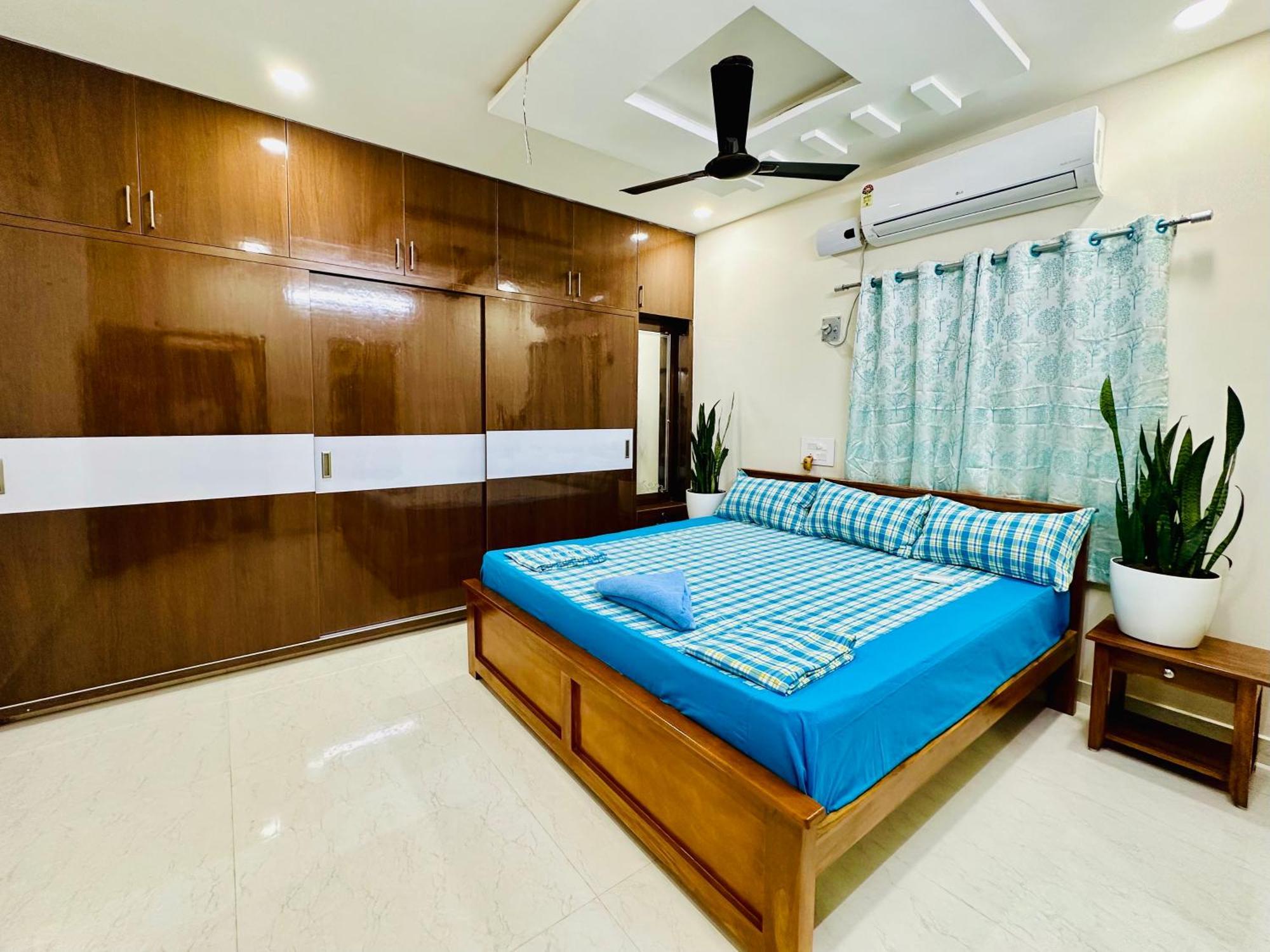 Truelife - 3Bhk Family Suites - Ps4 Pure Veg Restaurant On The Way To Balaji Temple - 2500 Sft Large Signature Apartment - Modular Kitchen - Super Fast Wifi, Smart Tv, 250 Jio Channels - Parking - Easy Access To All Temples - Top Service With Lots Of טירופאטי מראה חיצוני תמונה