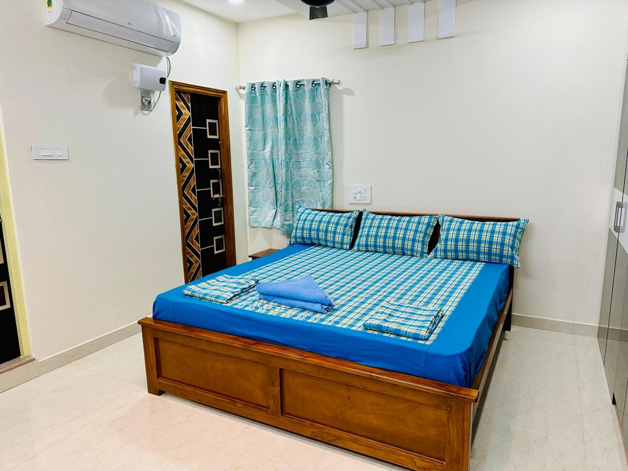 Truelife - 3Bhk Family Suites - Ps4 Pure Veg Restaurant On The Way To Balaji Temple - 2500 Sft Large Signature Apartment - Modular Kitchen - Super Fast Wifi, Smart Tv, 250 Jio Channels - Parking - Easy Access To All Temples - Top Service With Lots Of טירופאטי מראה חיצוני תמונה